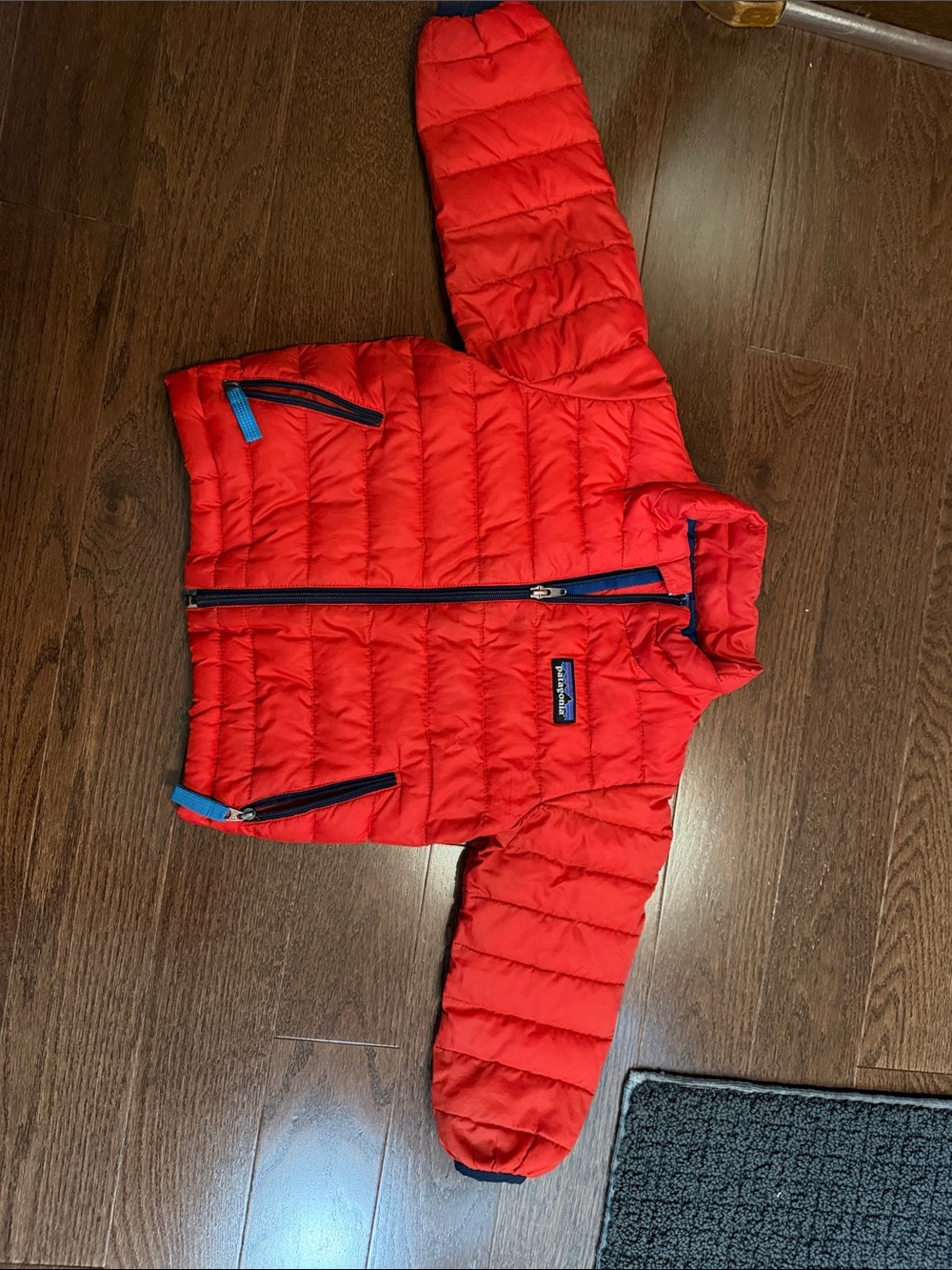 Patagonia baby down sweater red 12-18
